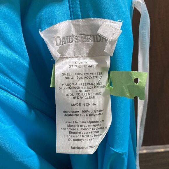 Davids Bridal Gown. Teal in color. In perfect condition. NWT. Women’s 8. - Picture 14 of 16